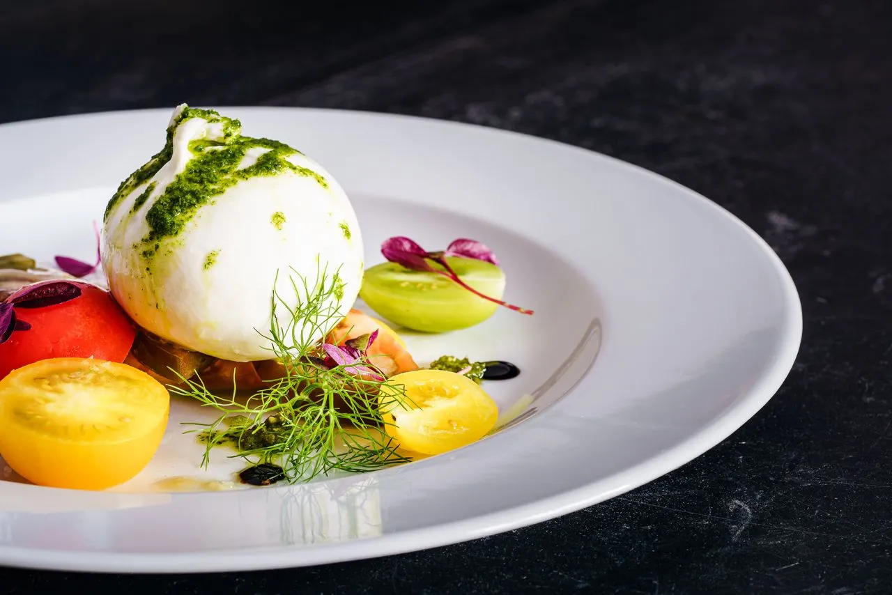 cherry tamato and cheese salad